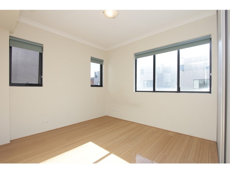 14/45 Stuart Street, Perth WA 6000