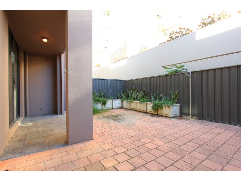 14/45 Stuart Street, Perth WA 6000