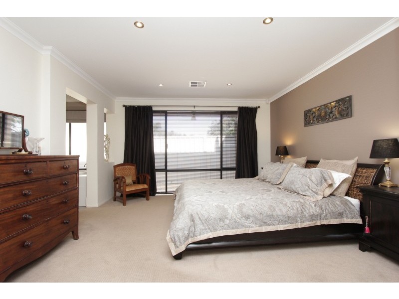 40 Salamander Street, Dianella WA 6059