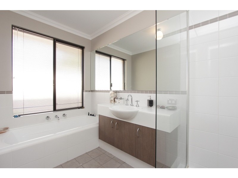 40 Salamander Street, Dianella WA 6059