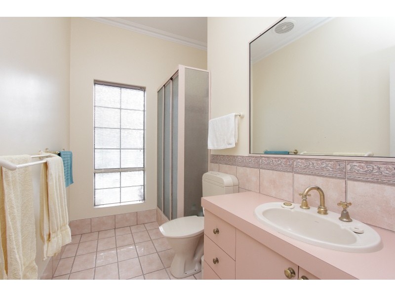 84 Glanton Way, Dianella WA 6059