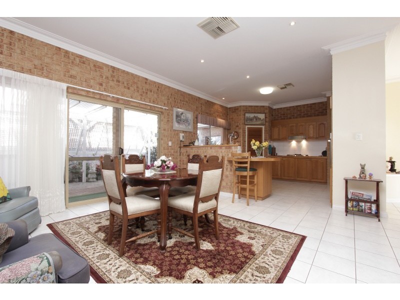 84 Glanton Way, Dianella WA 6059