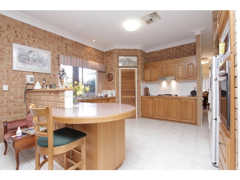 84 Glanton Way, Dianella WA 6059