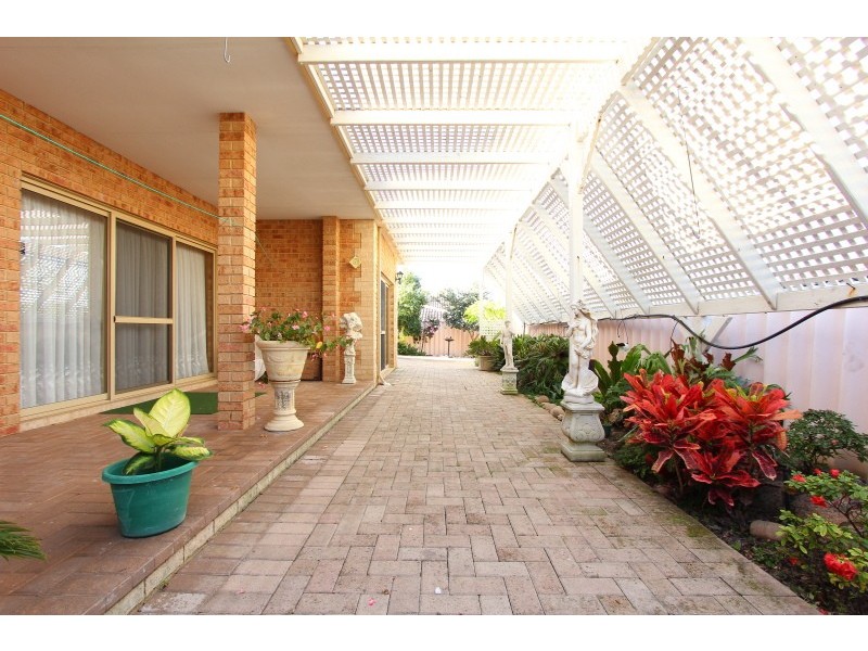 84 Glanton Way, Dianella WA 6059