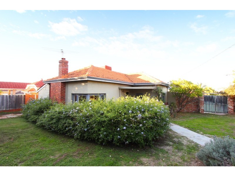 150 Flinders Street, Yokine WA 6060