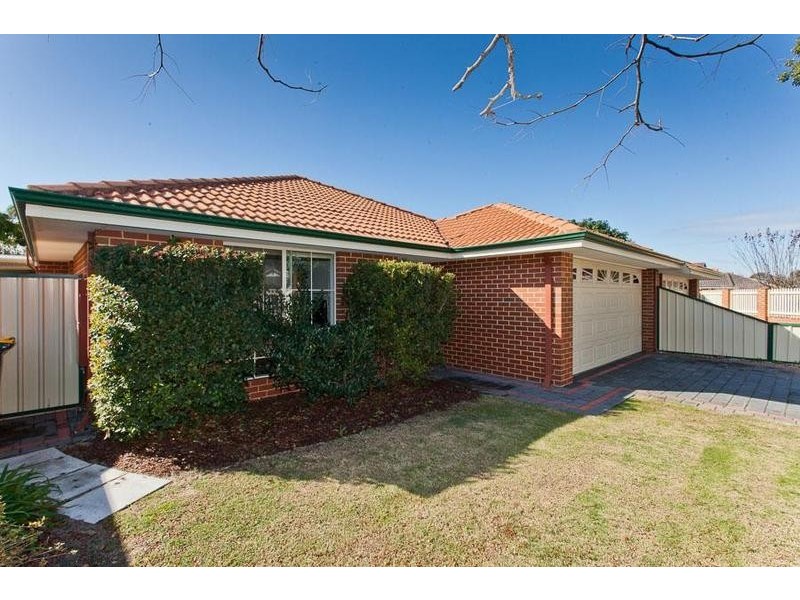 16 Harris Street, Carlisle WA 6101