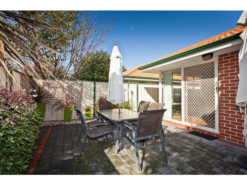 16 Harris Street, Carlisle WA 6101