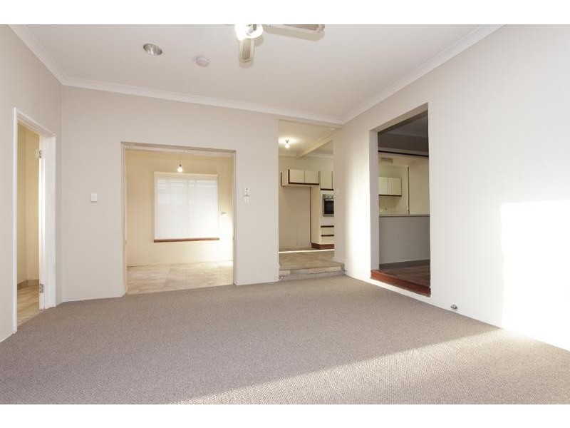 152 West Road, Bassendean WA 6054