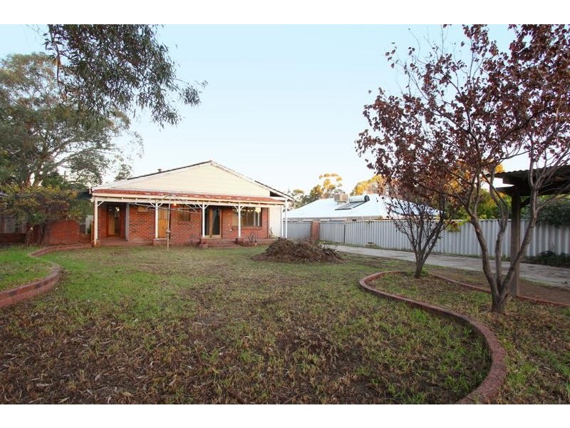 152 West Road, Bassendean WA 6054