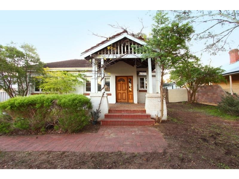 152 West Road, Bassendean WA 6054