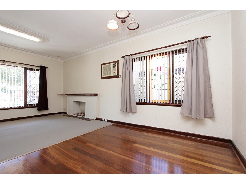 385 Coode Street, Dianella WA 6059