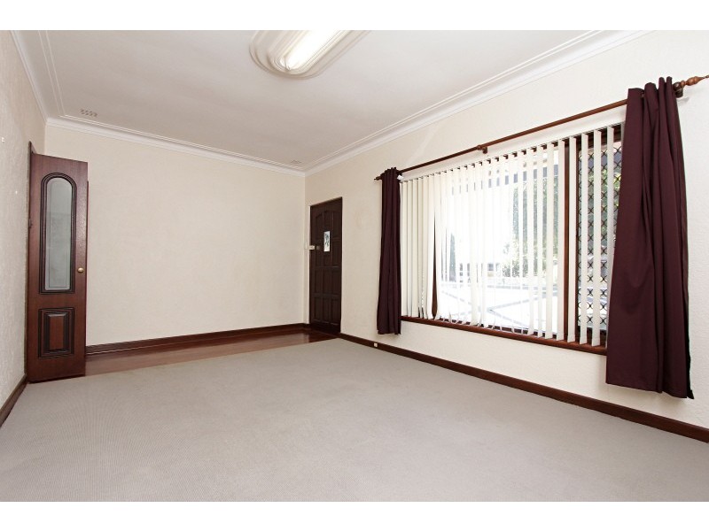 385 Coode Street, Dianella WA 6059