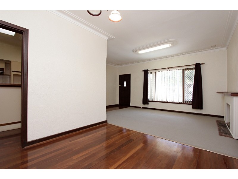 385 Coode Street, Dianella WA 6059