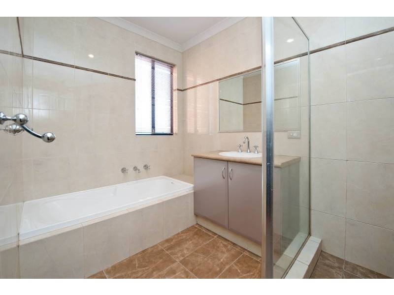 41 John Street, Inglewood WA 6052