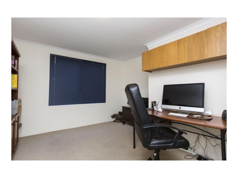 19 Shaftesbury Avenue, Bayswater WA 6053