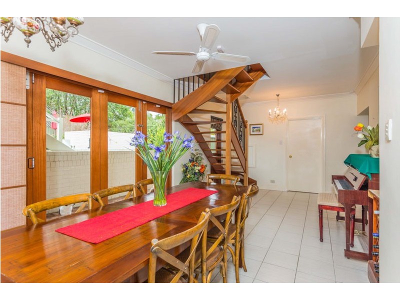 18 Hayward Street, Bayswater WA 6053