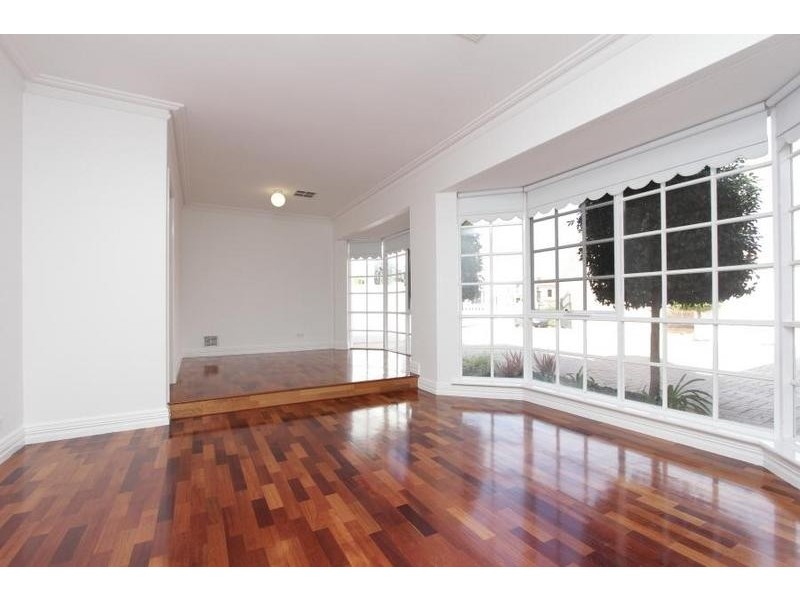 17 Swainson Place, Dianella WA 6059