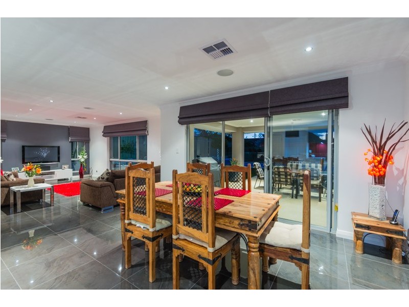 37 Collins Street, Yokine WA 6060