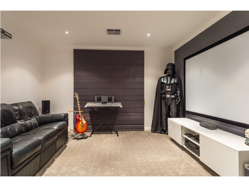 37 Collins Street, Yokine WA 6060