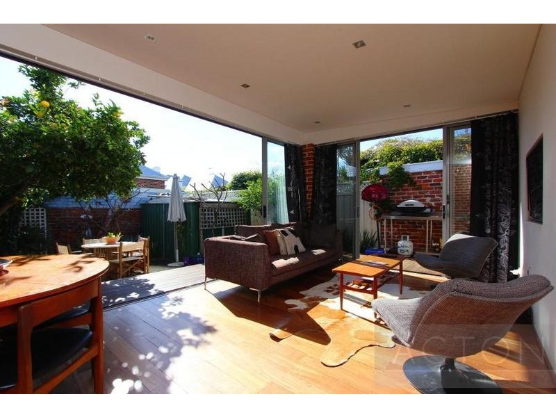 29 Lane Street, Perth WA 6000