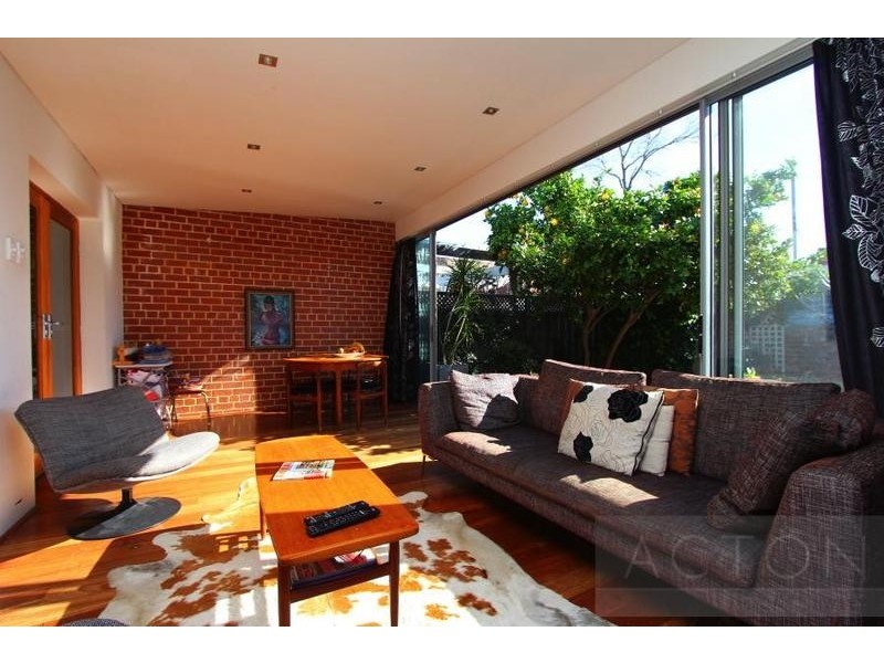 29 Lane Street, Perth WA 6000