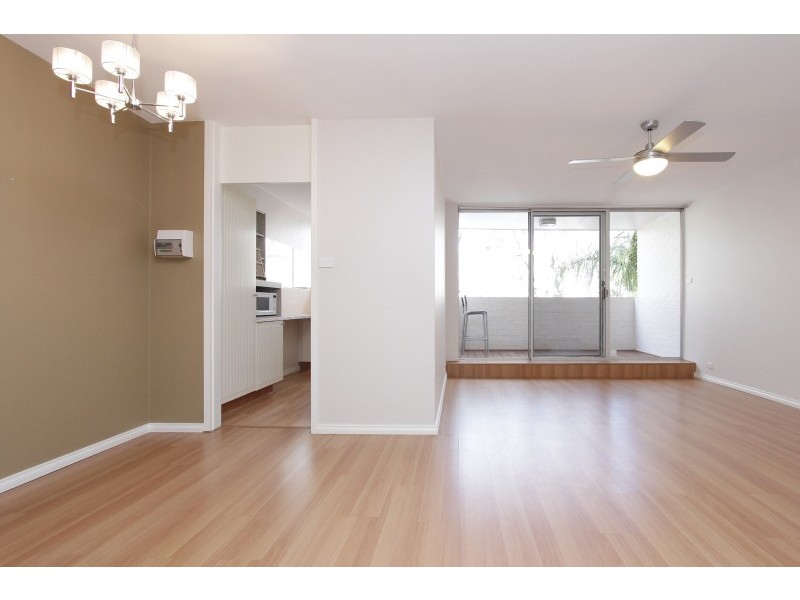 202/12 Wall Street, Maylands WA 6051