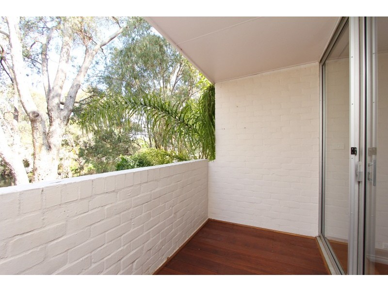 202/12 Wall Street, Maylands WA 6051