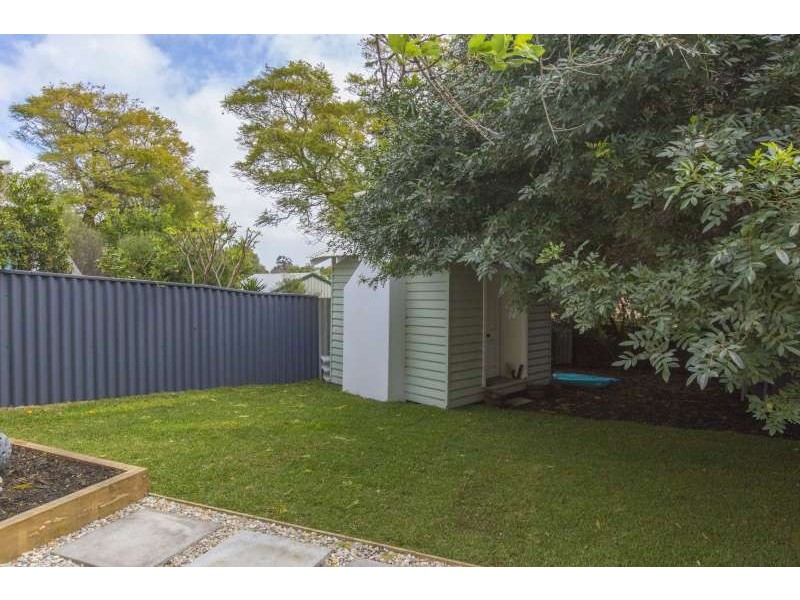 8 Kitchener Avenue, Bayswater WA 6053