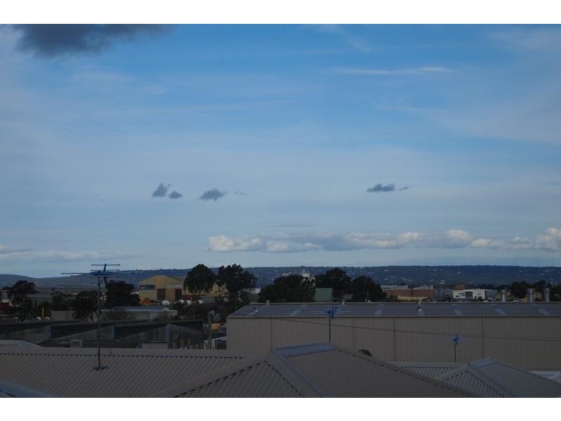 31 Sanderson Street, Embleton WA 6062