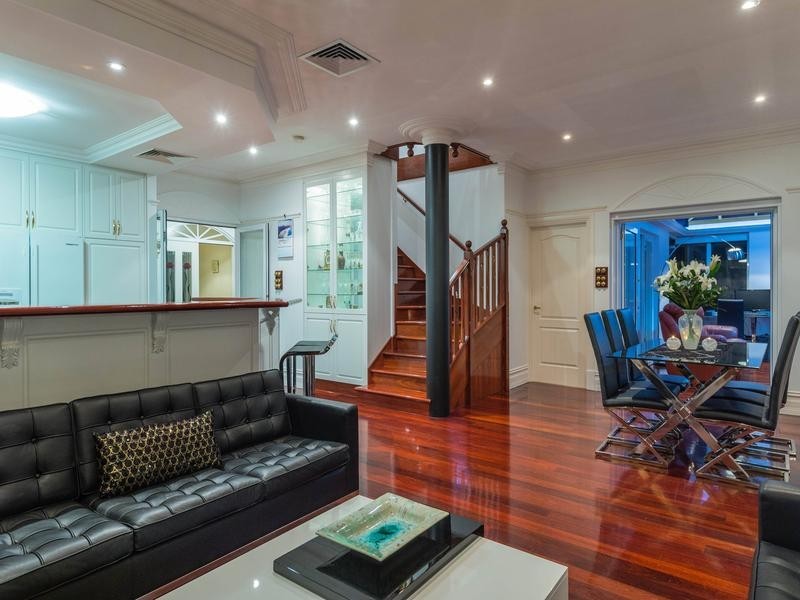 15 Shakespeare Avenue, Yokine WA 6060