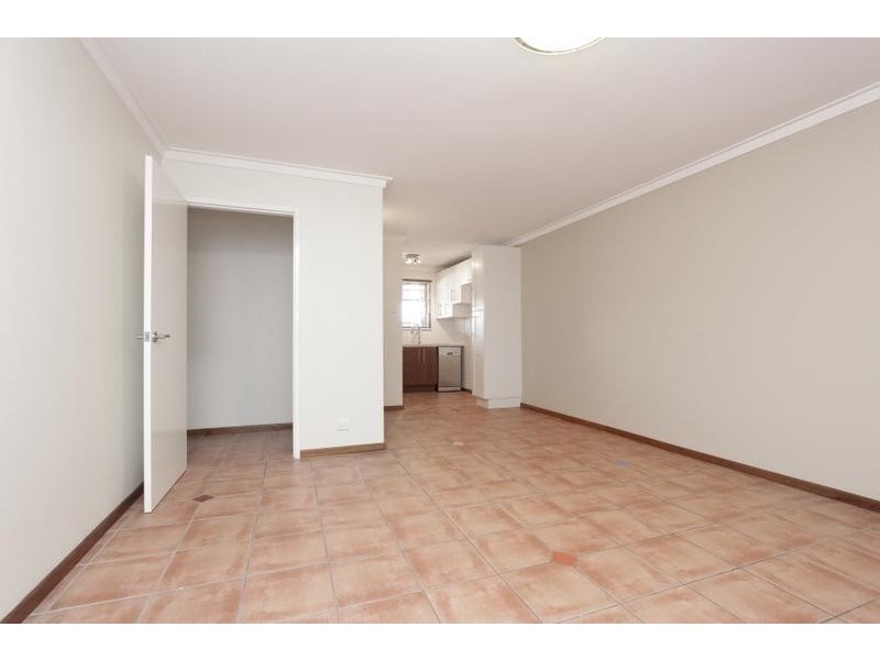 50/104 King William, Bayswater WA 6053