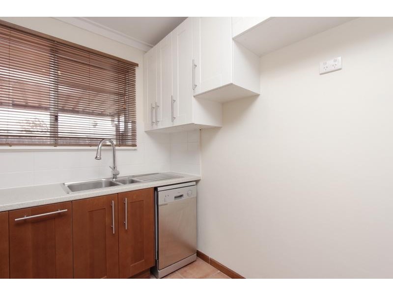 50/104 King William, Bayswater WA 6053