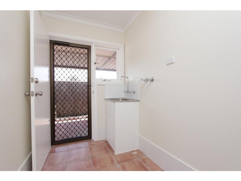 50/104 King William, Bayswater WA 6053