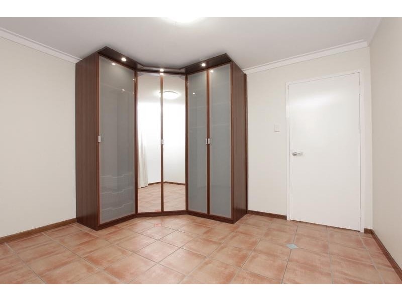 50/104 King William, Bayswater WA 6053