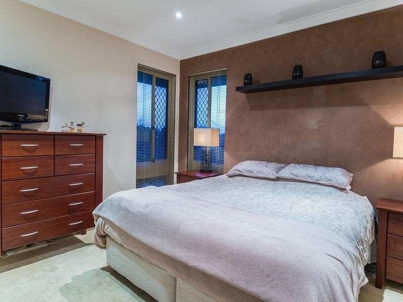 20 Nutfield Street, Bayswater WA 6053