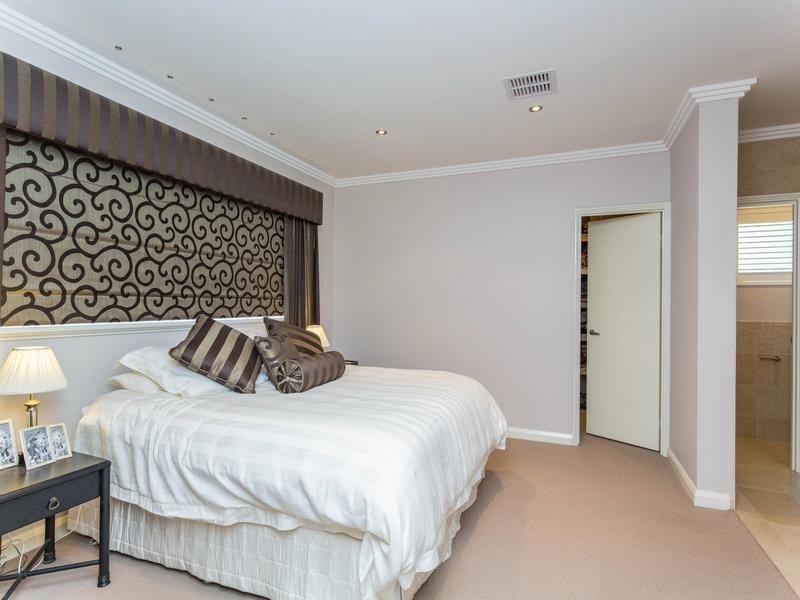 24A Fairway West, Yokine WA 6060