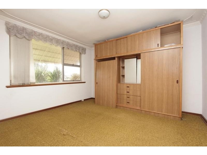 24 Ashington Street, Dianella WA 6059