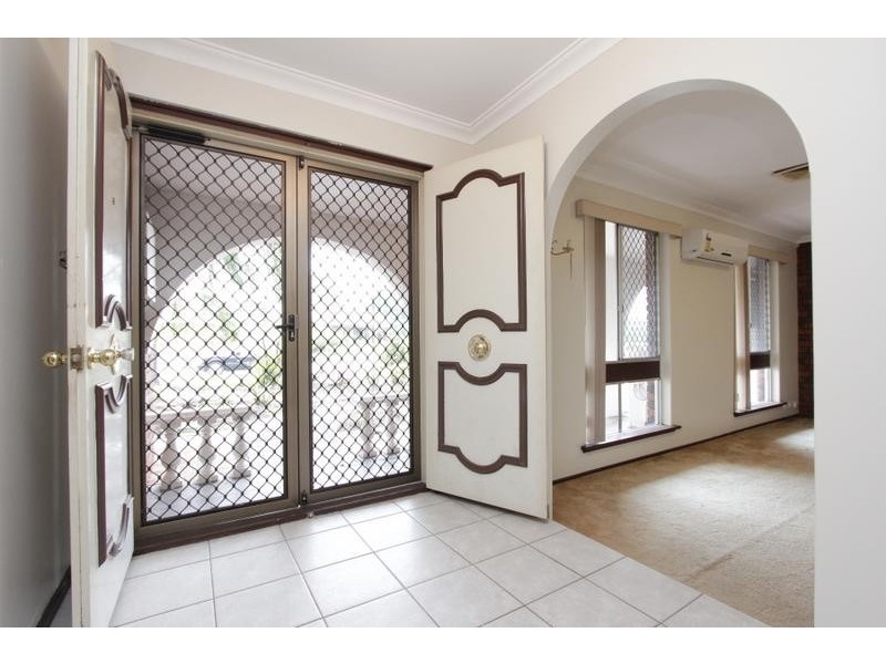 31 Havenvale Crescent, Dianella WA 6059