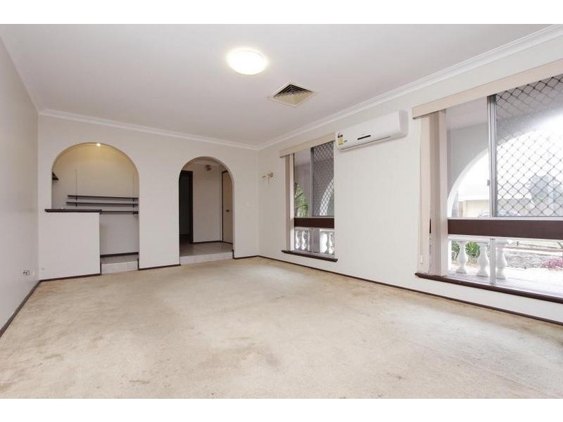 31 Havenvale Crescent, Dianella WA 6059