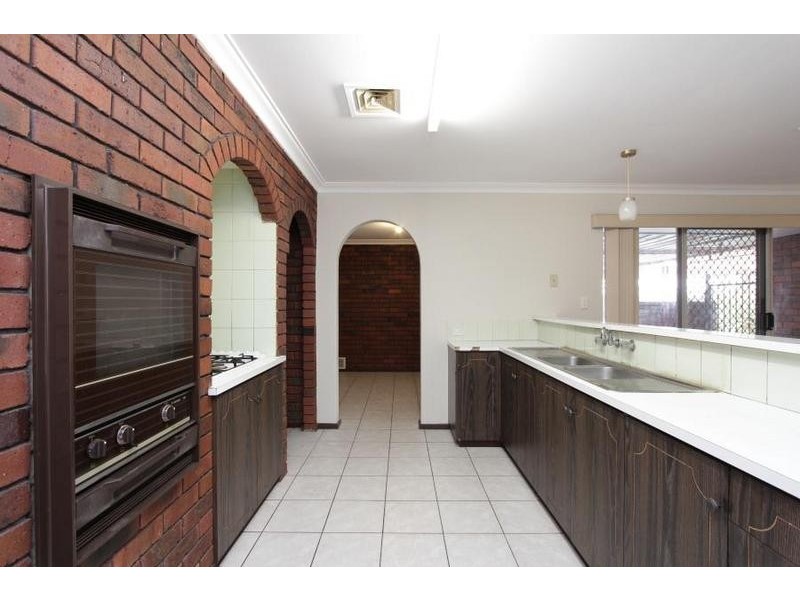 31 Havenvale Crescent, Dianella WA 6059