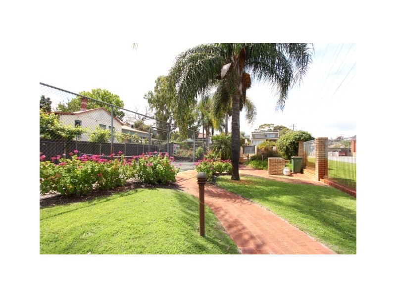 44/2 Bardon Street, Maylands WA 6051