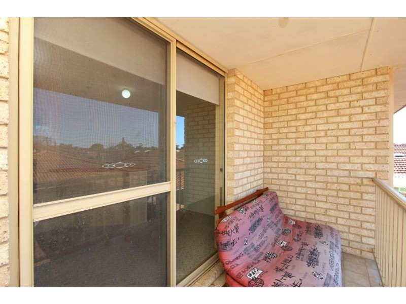 3/33 Waverley Street, Dianella WA 6059