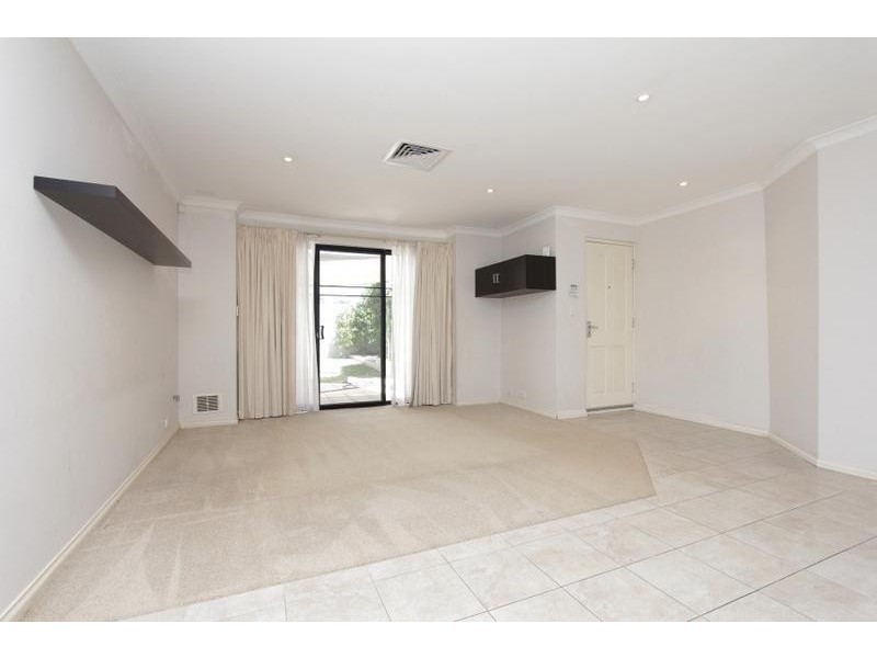 26 Surrey Street, Dianella WA 6059