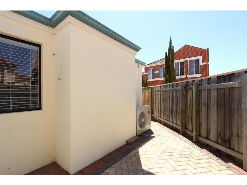 26 Surrey Street, Dianella WA 6059