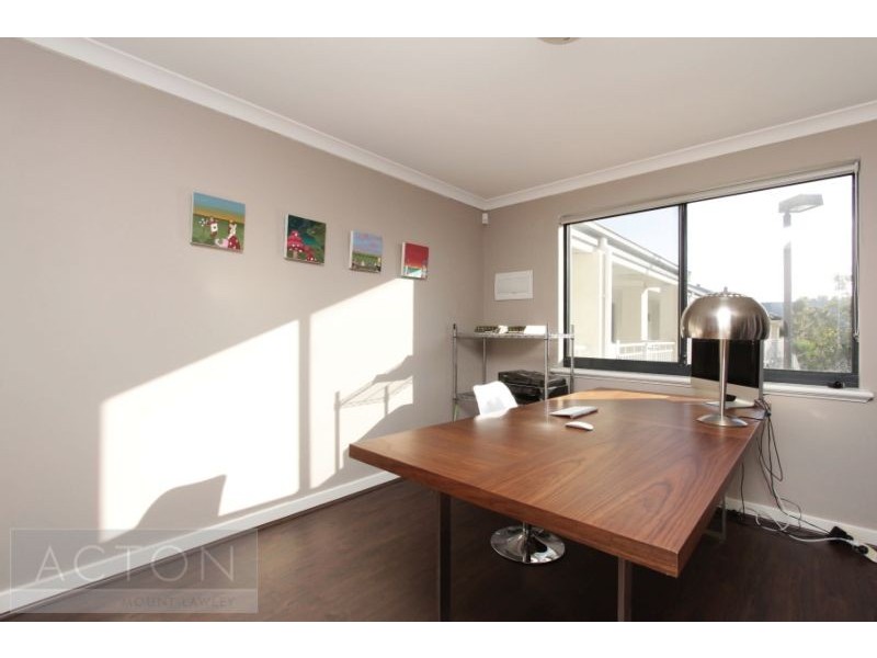 22/27 Burton Street, Bentley WA 6102