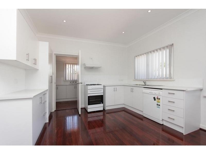 1/50 Peninsula Road, Maylands WA 6051