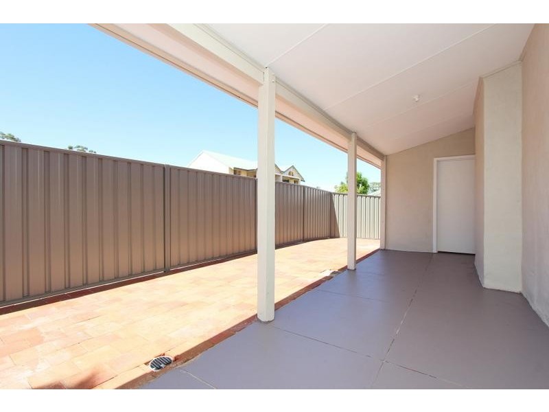 1/50 Peninsula Road, Maylands WA 6051