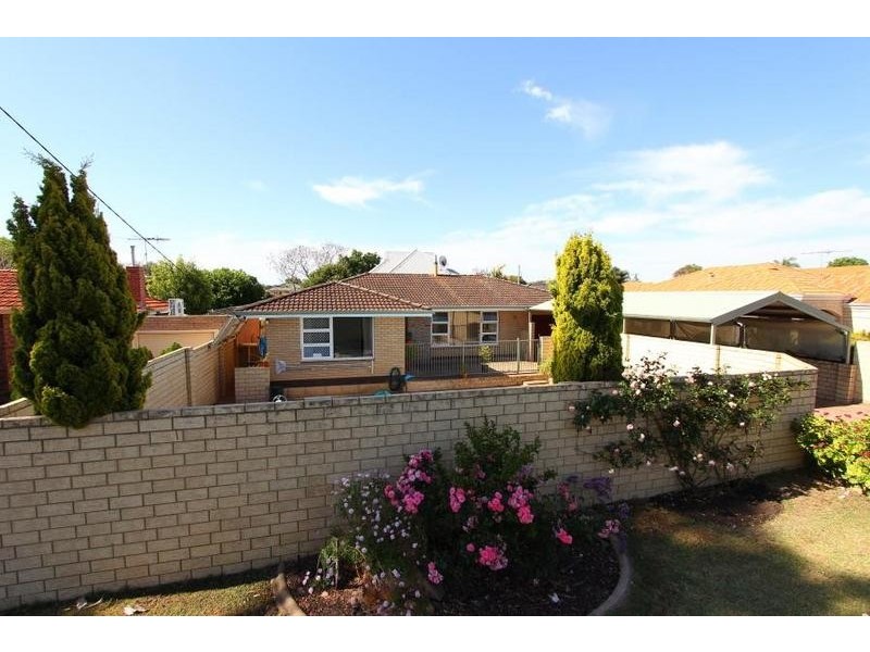 15 Wyndham Way, Yokine WA 6060