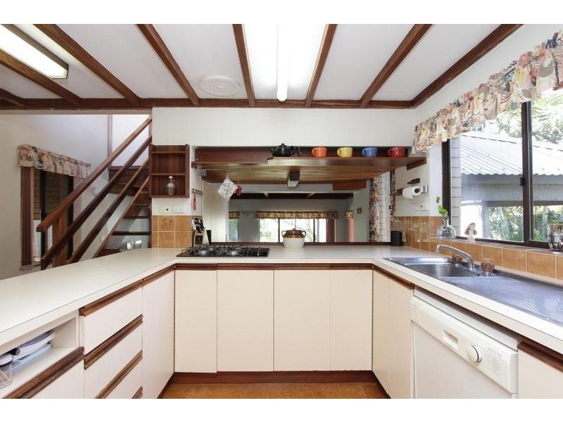 15 Wyndham Way, Yokine WA 6060