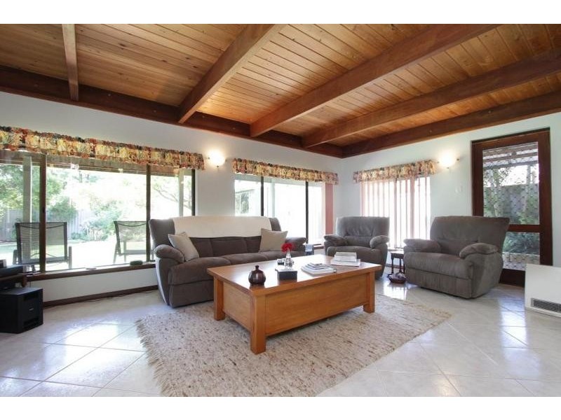 15 Wyndham Way, Yokine WA 6060